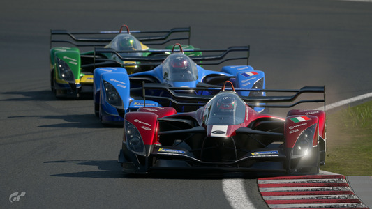 車両はグランツーリスモ オリジナルレーシングカー、Red Bull X2019 Competition。バックストレートで330km/hにも達する
